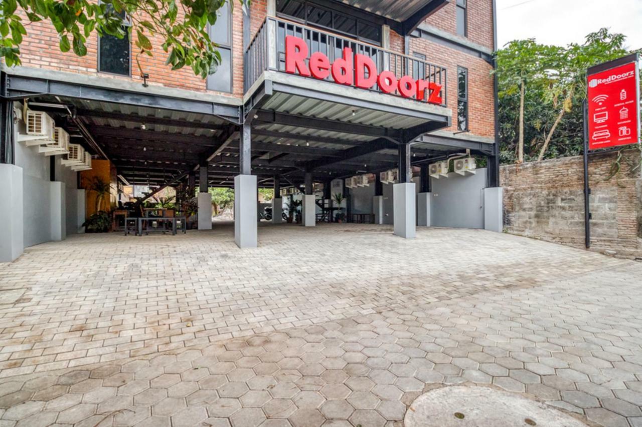 Reddoorz Syariah @ Babadan Baru Jakal Kejayan Exterior photo